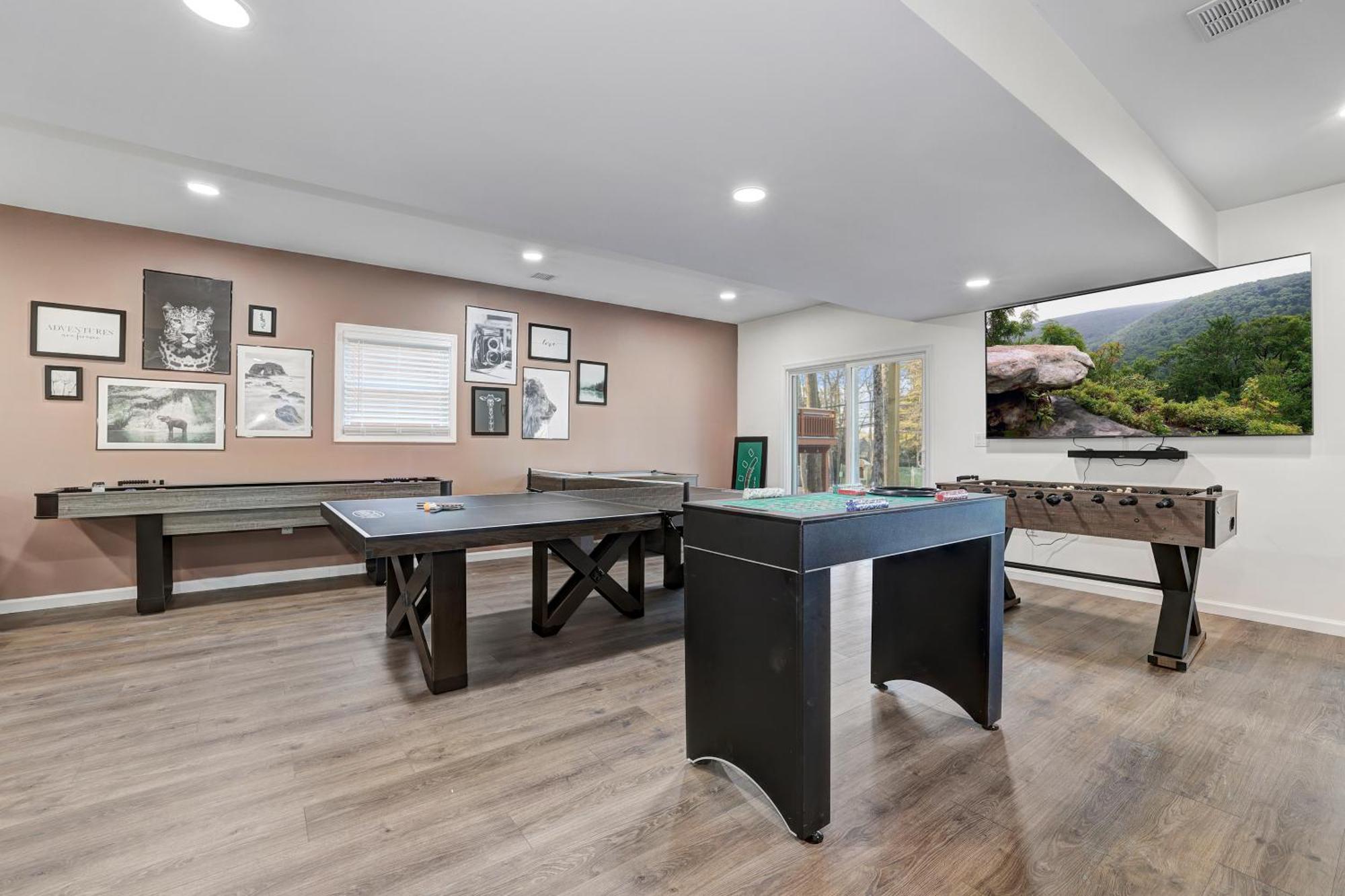Stunning Lakeview Retreat Lake Harmony