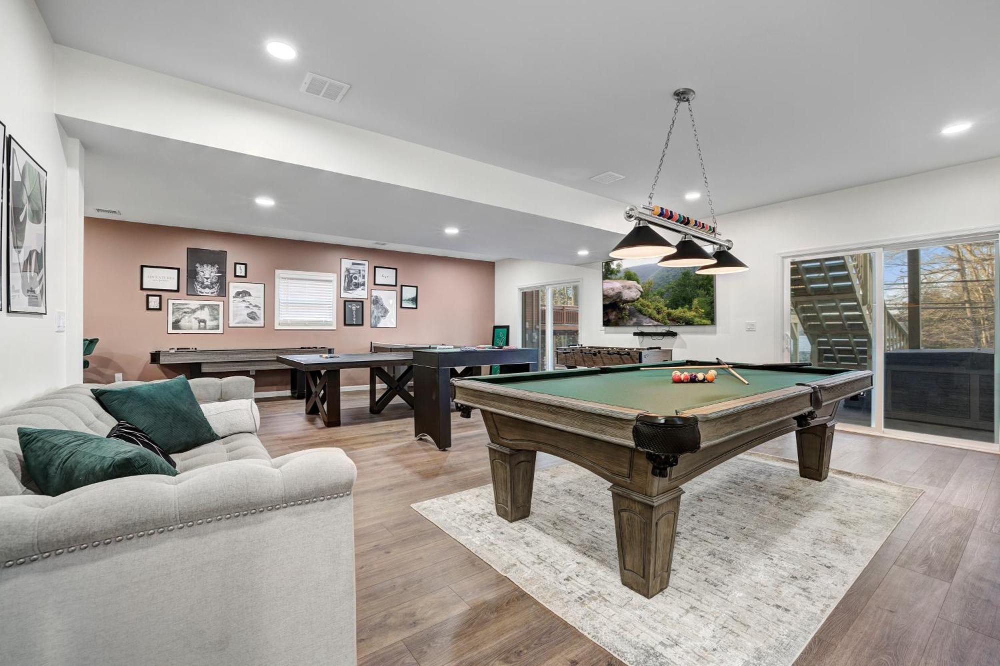 Villa Stunning Lakeview Retreat
